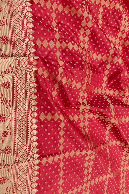 Red Banarasi Handloom Pure Katan Silk Dupatta - Luxurion World