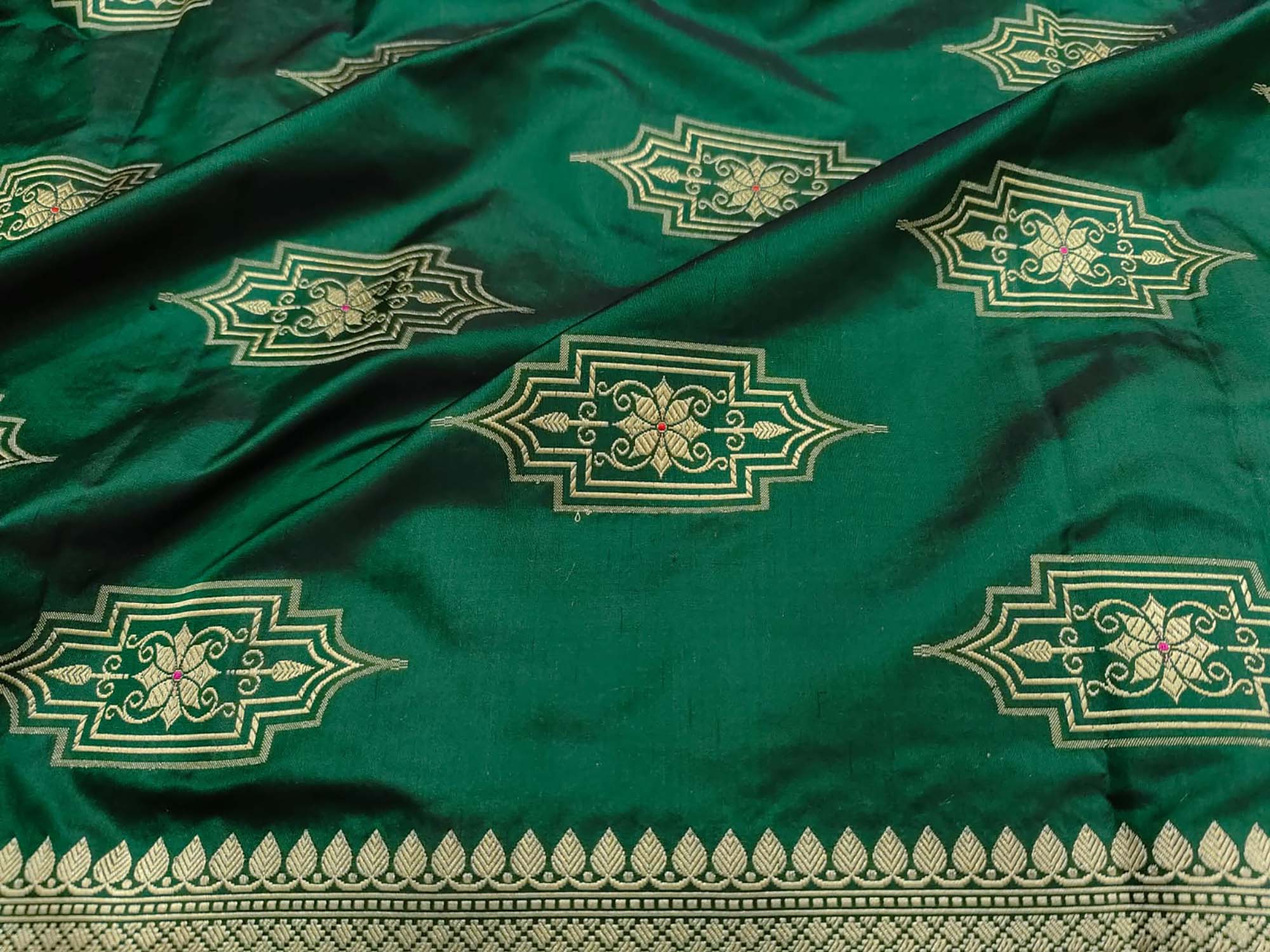 Green Banarasi Handloom Pure Katan Silk Dupatta - Luxurion World