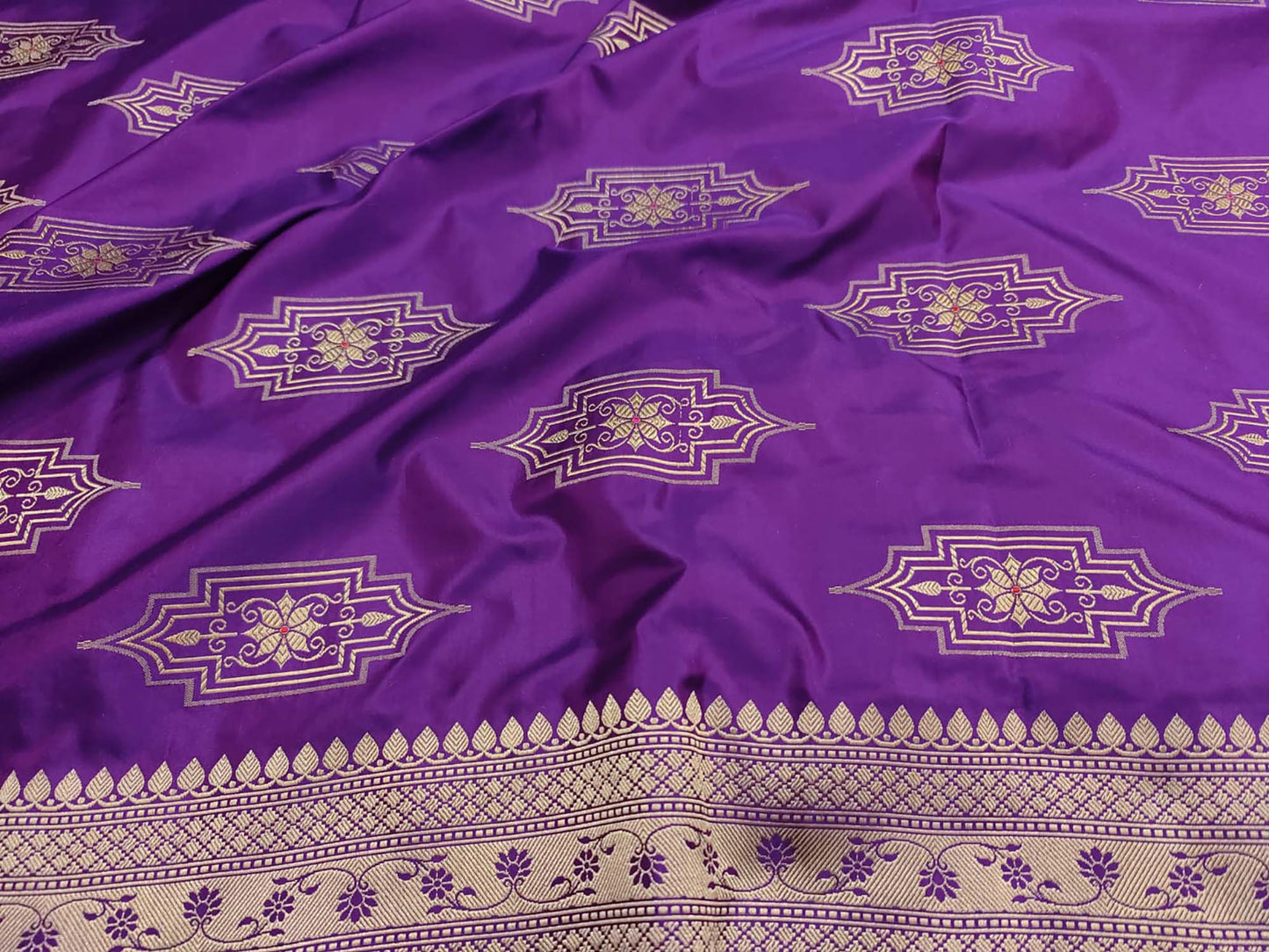 Purple Banarasi Handloom Pure Katan Silk Dupatta - Luxurion World