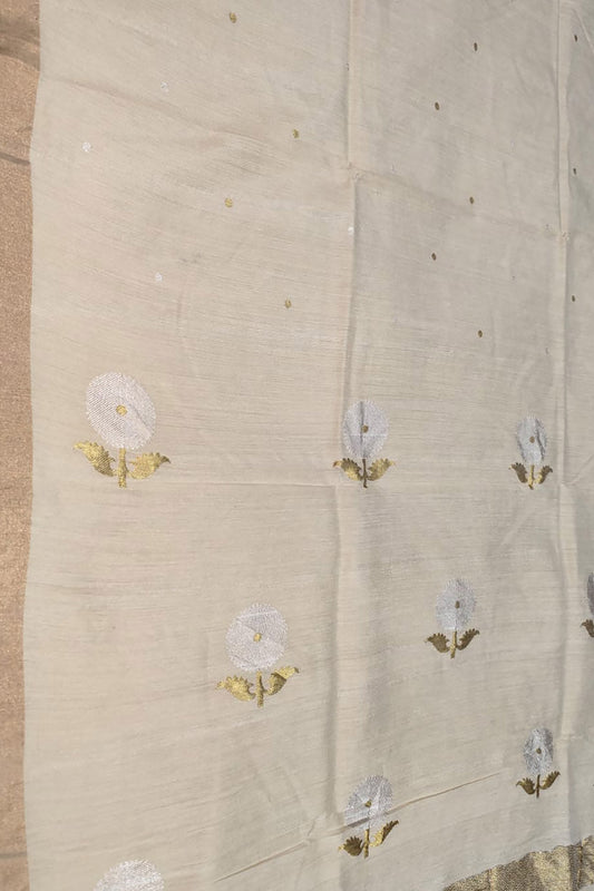 Dazzling Moonga Silk Dupatta: Vibrant Colors for Banarasi Handloom Lovers - Luxurion World