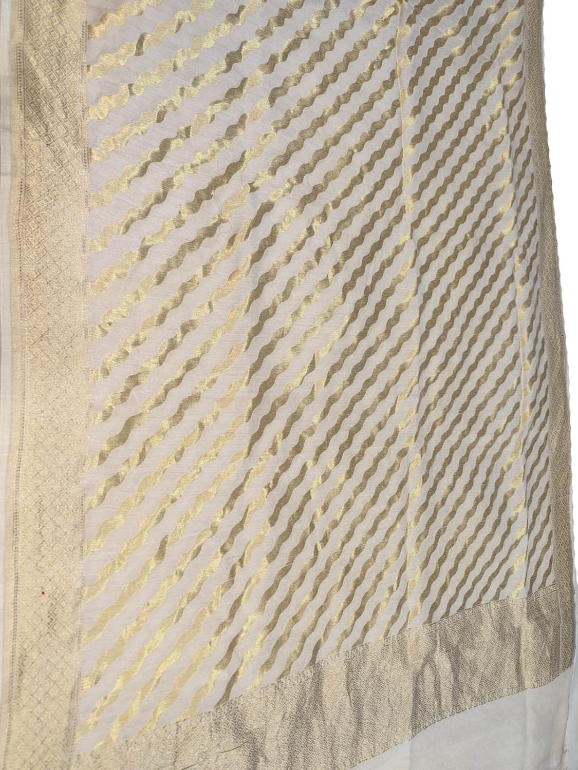 Dazzling Dyeable Banarasi Handloom Moonga Silk Dupatta - Luxurion World