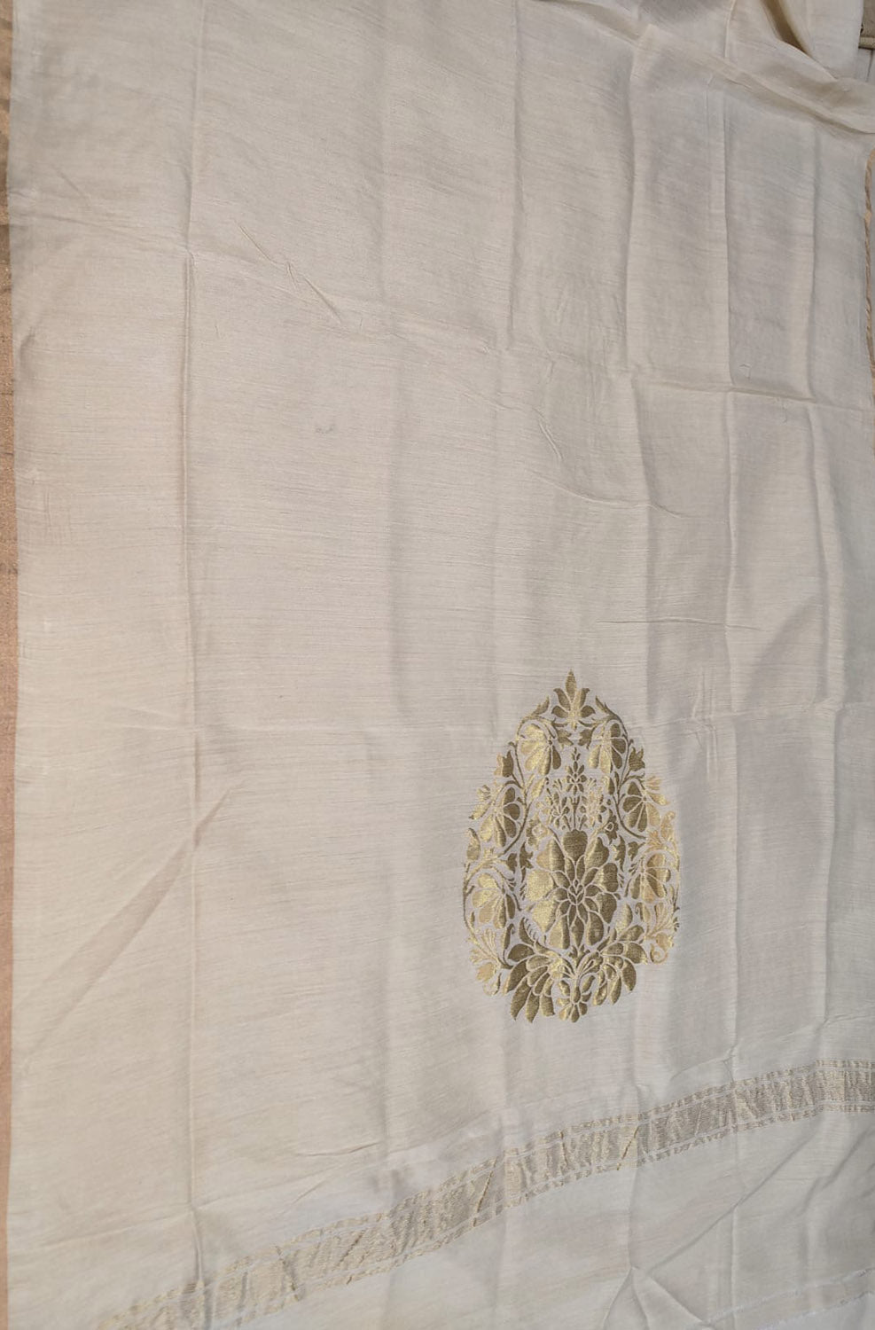 Dazzling Dyeable Banarasi Handloom Moonga Silk Dupatta - Luxurion World