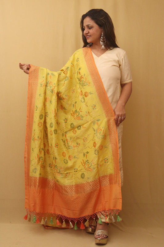 Yellow Banarasi Handloom Pure Moonga Silk Dupatta - Luxurion World