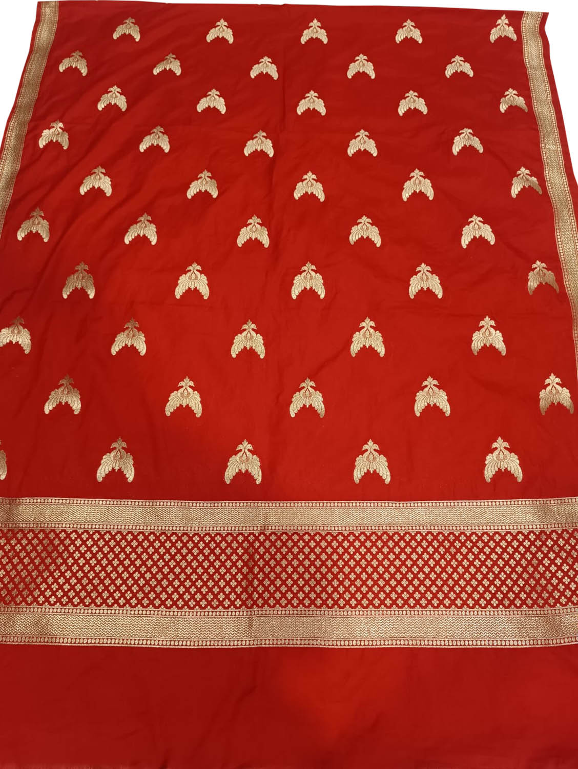 Red Banarasi Silk Dupatta - Luxurion World