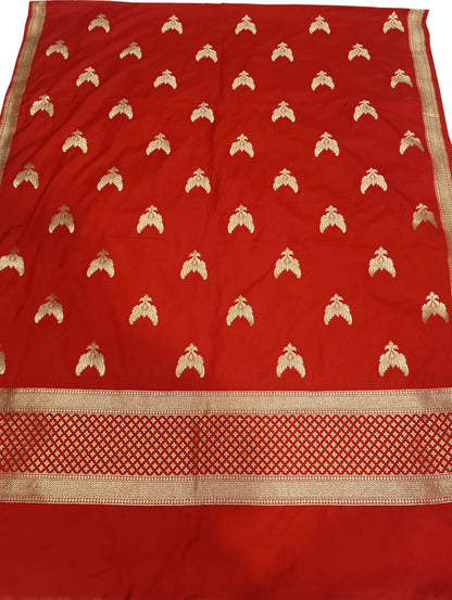 Red Banarasi Silk Dupatta - Luxurion World