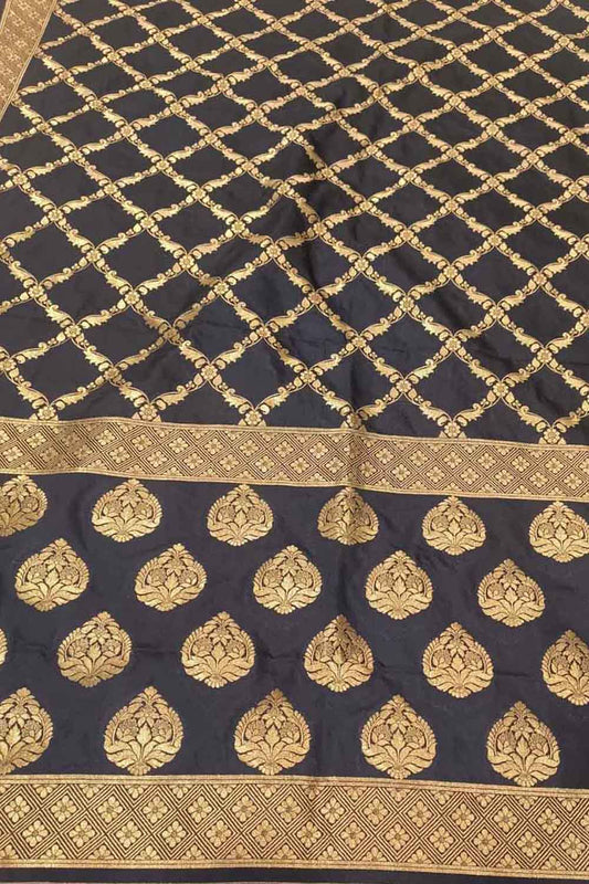 Black Banarasi Silk Dupatta - Luxurion World