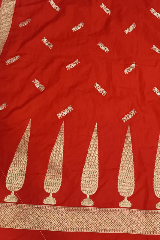 Red Banarasi Silk Dupatta - Luxurion World