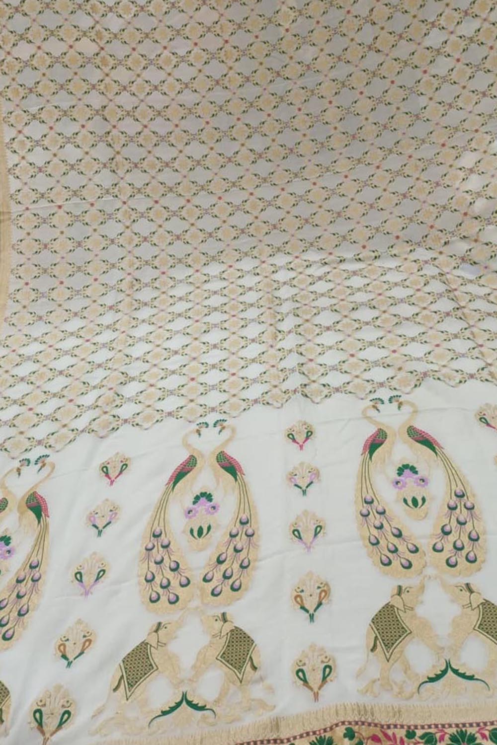 Exquisite Dyeable Banarasi Handloom Tussar Georgette Meenakari Dupatta: A Masterpiece of Elegance - Luxurion World