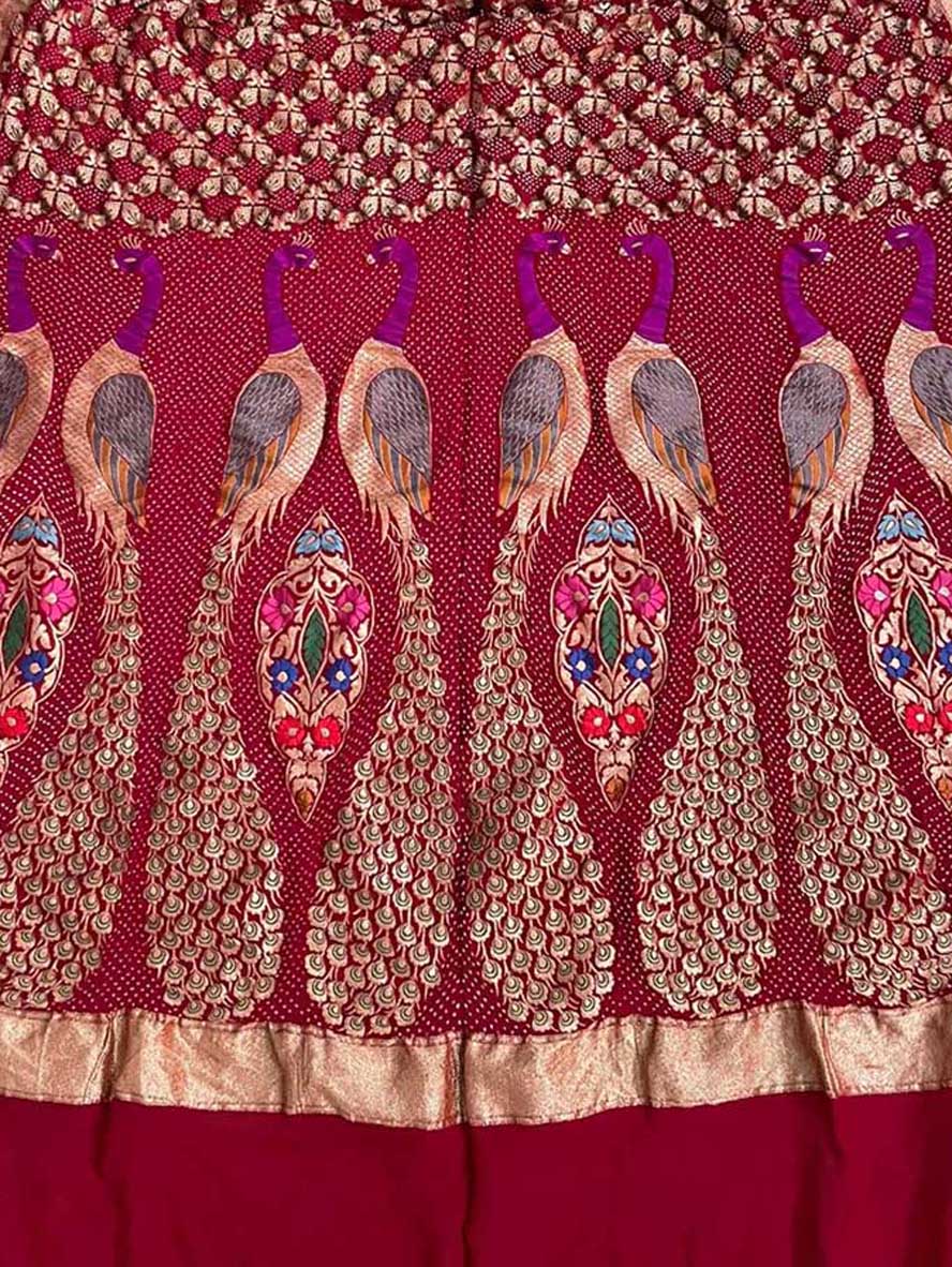 Red Banarasi Bandhani Handloom Pure Georgette Dupatta - Luxurion World