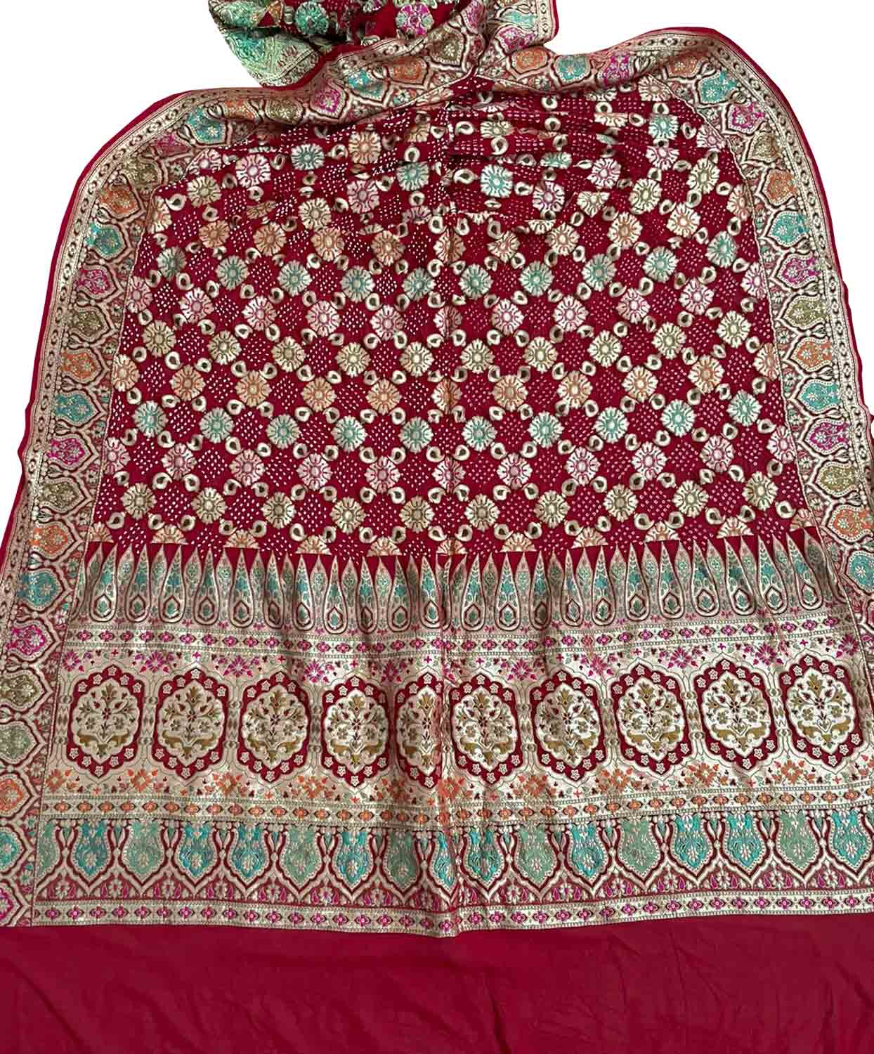 Red Banarasi Bandhani Pure Georgette Dupatta - Luxurion World