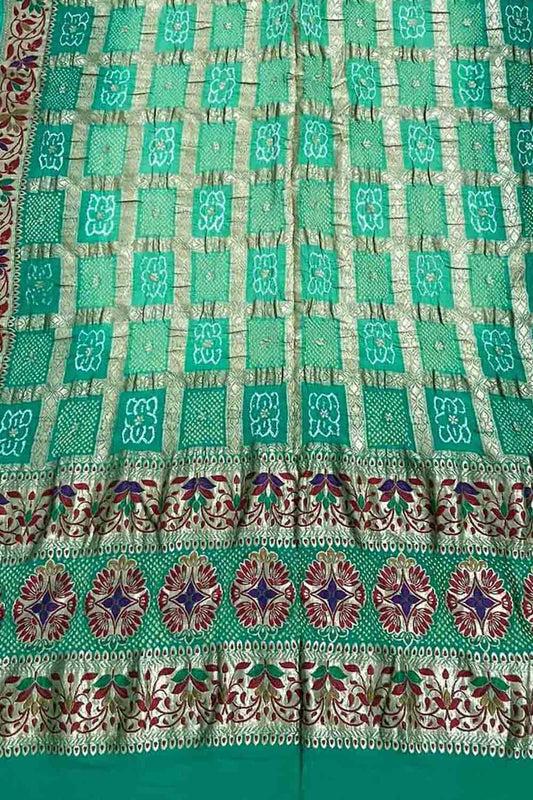 Exquisite Green Banarasi Bandhani Georgette Dupatta: Pure Elegance - Luxurion World