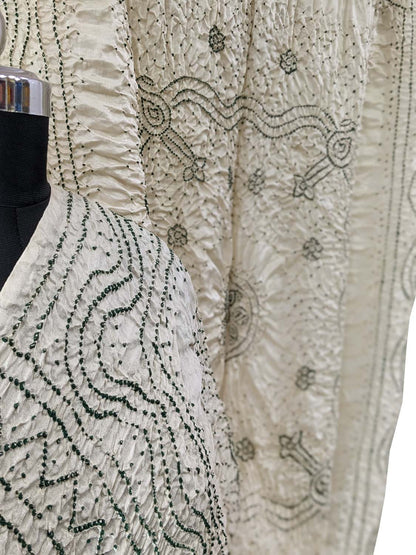 Elegant Off White Bandhani Gajji Silk Dupatta: A Timeless Fashion Accessory - Luxurion World