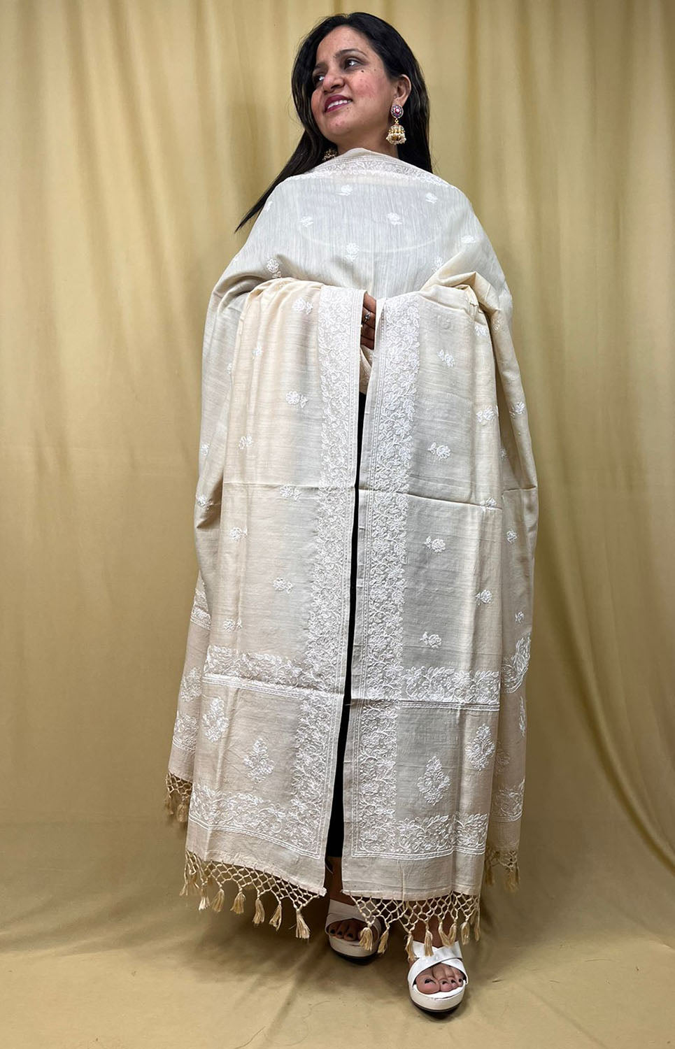 Stunning Dyeable Chikankari Moonga Silk Dupatta - Luxurion World