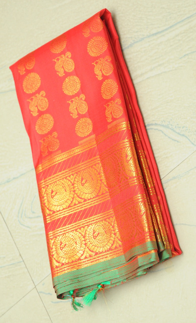 Red Handloom Kanjeevaram Pure Silk Dupatta - Luxurion World