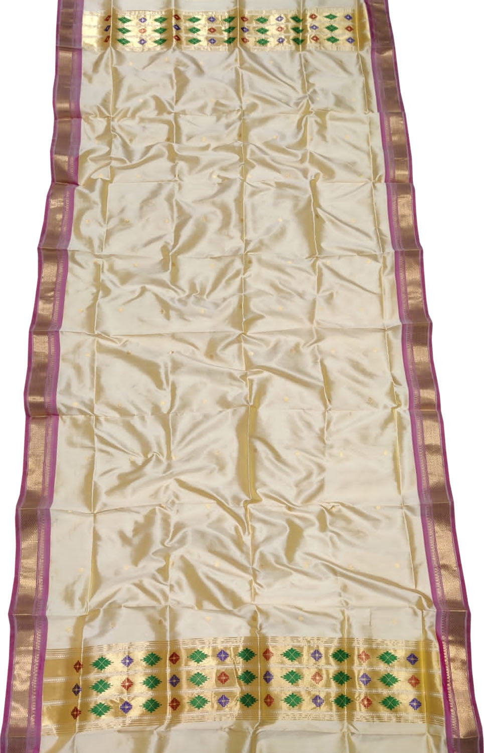 Elegant Pastel Paithani Silk Dupatta: A Timeless Beauty - Luxurion World