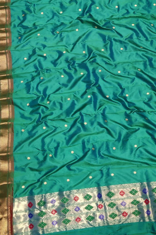 Enchanting Green Paithani Silk Dupatta: Timeless Elegance, Stunning Beauty - Luxurion World