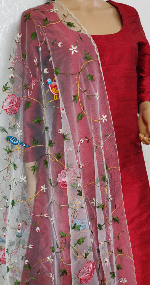 Off White Hand Embroidered Parsi Convent Work Net Dupatta - Luxurion World