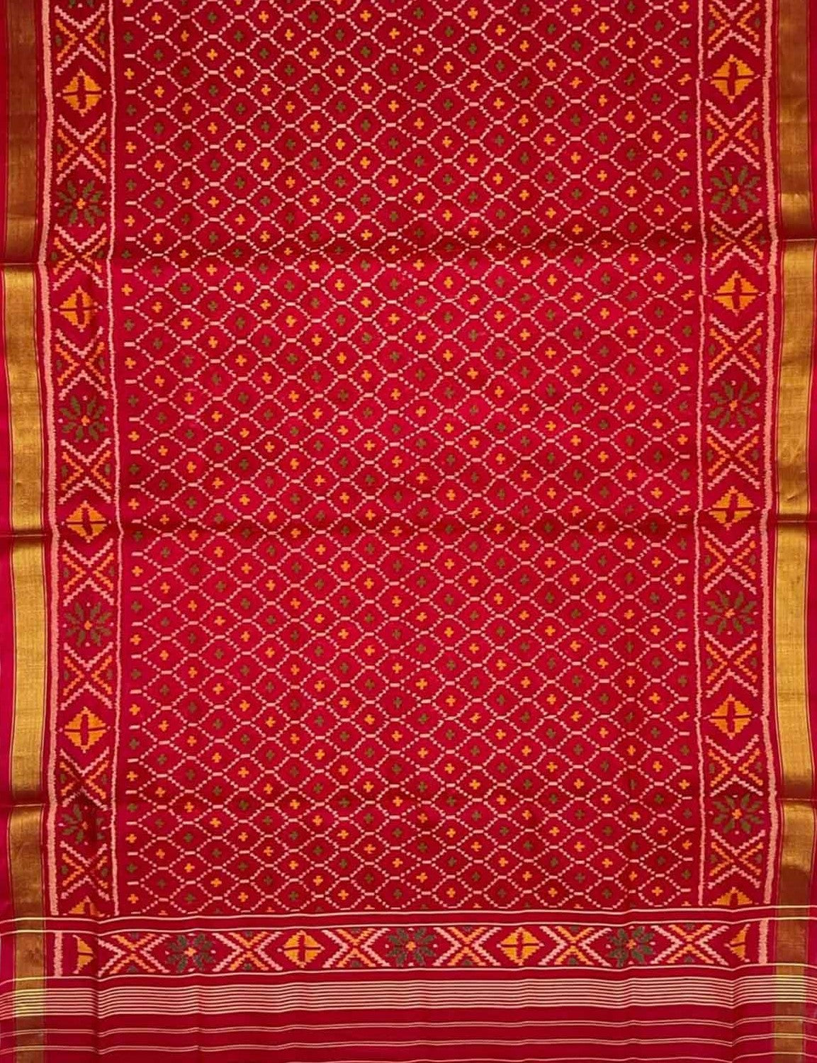 Exquisite Red Patola Handloom Silk Ikat Dupatta: A Timeless Masterpiece - Luxurion World