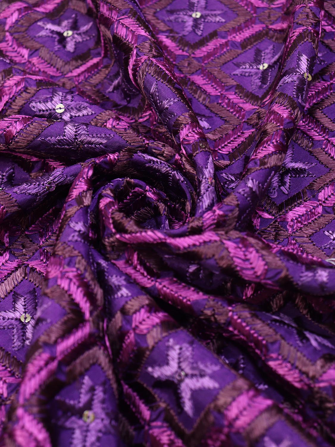 Purple Embroidered Phulkari Muslin Bagh Dupatta - Luxurion World