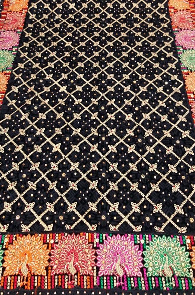 Black Embroidered Phulkari Velvet Dupatta - Luxurion World