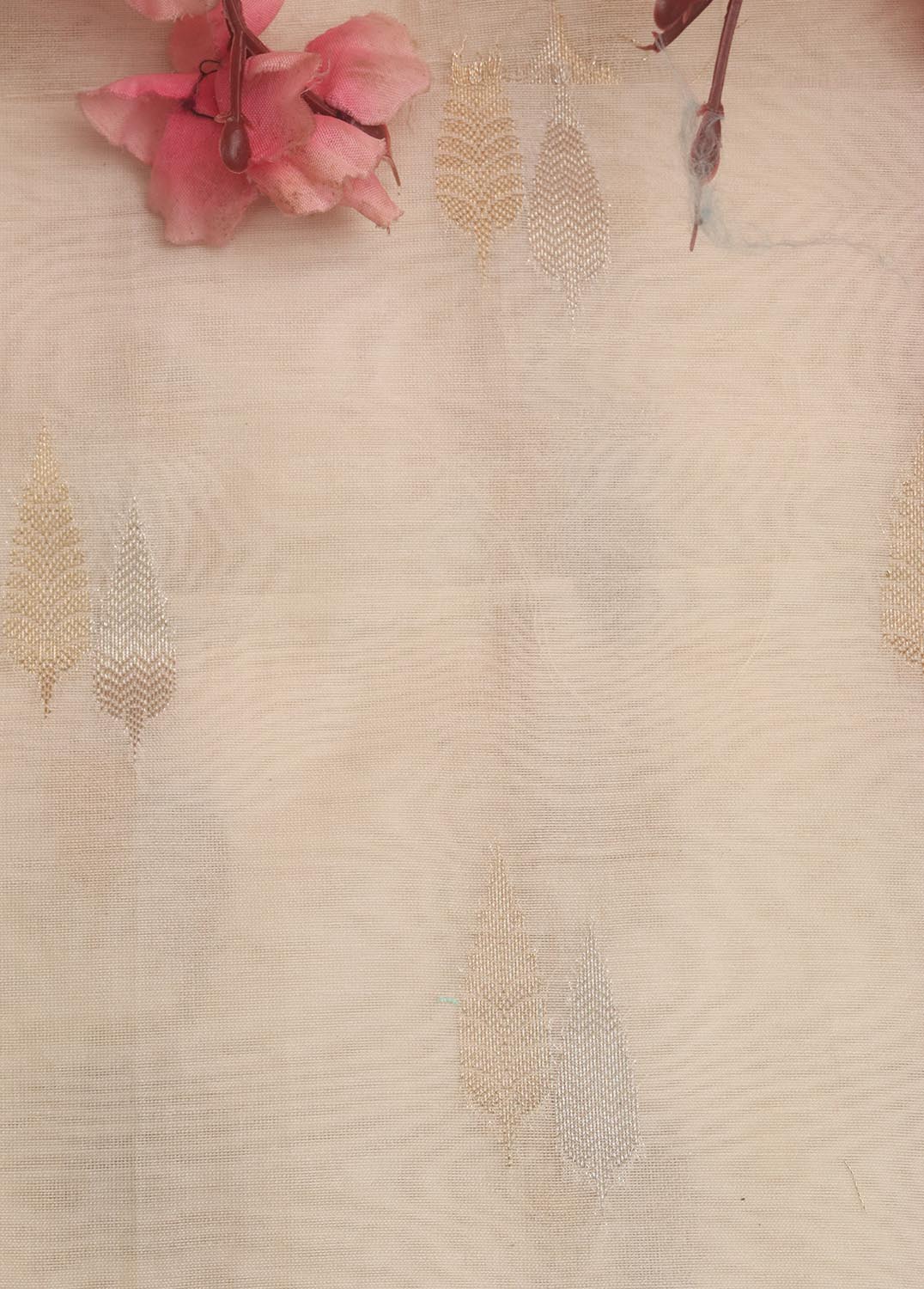 Dyeable Banarasi Chanderi Silk Fabric ( 2.5 Mtr ) - Luxurion World