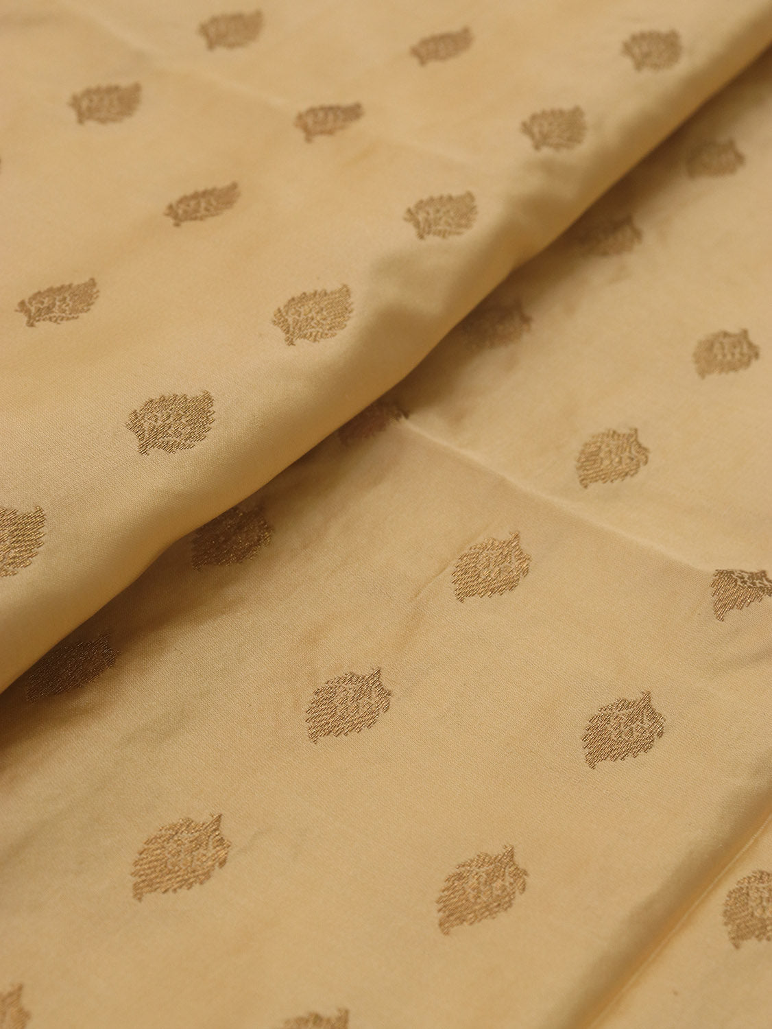 Dyeable Banarasi Pure Satin Katan Silk Fabric ( 1 Mtr ) - Luxurion World