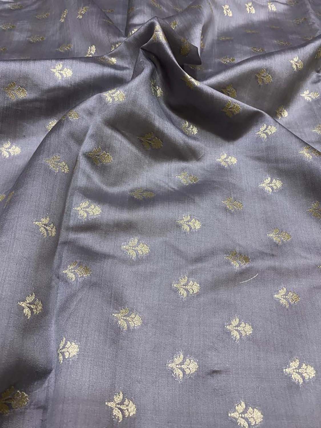 Grey Banarasi Chiniya Silk Fabric ( 1 Mtr ) - Luxurion World