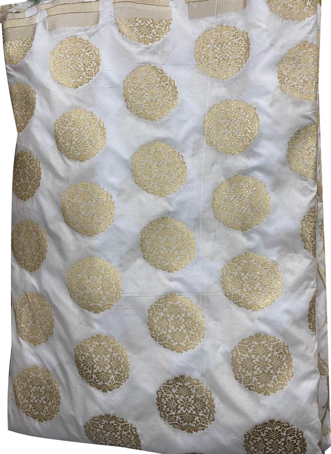 Dyeable Banarasi Silk Fabric ( 2.5 Mtr ) - Luxurion World