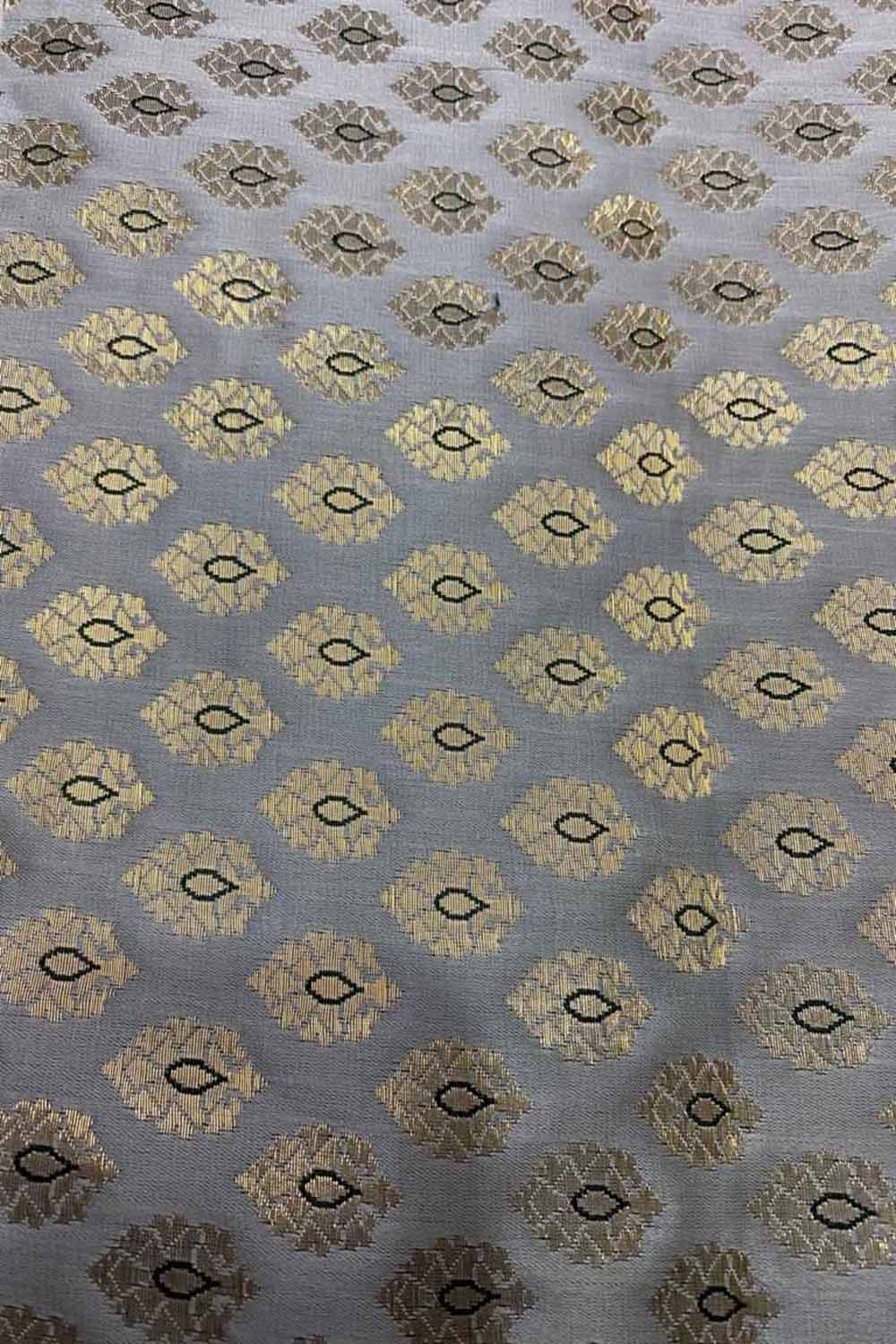 Grey Banarasi Silk Fabric ( 2.5 Mtr ) - Luxurion World