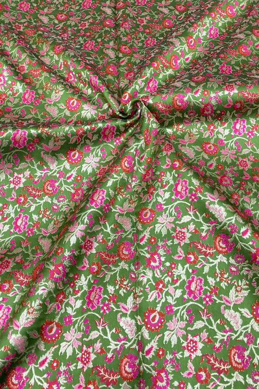 Exquisite Green Banarasi Meenakari Silk Fabric ( 2.5 Mtrs ) - Luxurion World