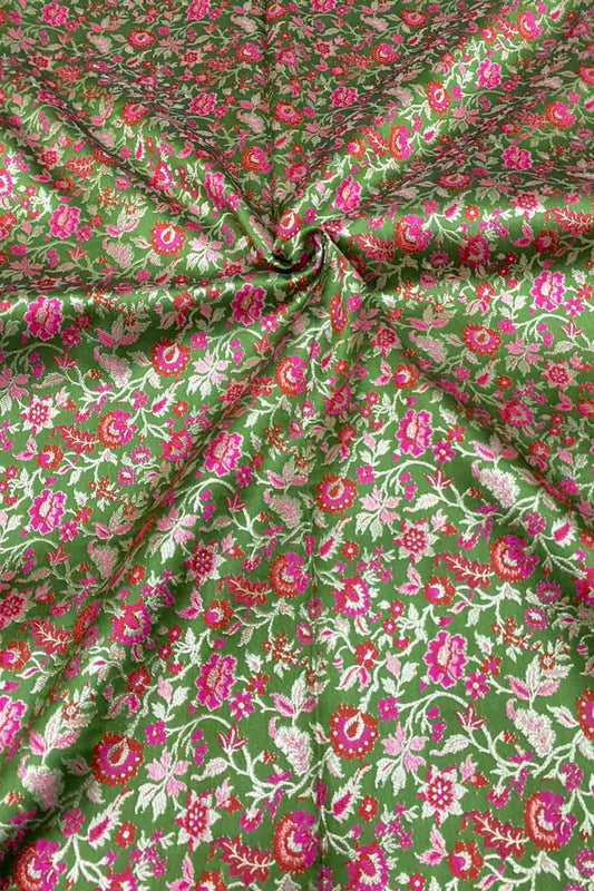 Exquisite Green Banarasi Meenakari Silk Fabric ( 2.5 Mtrs ) - Luxurion World