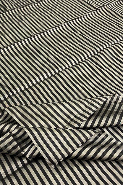Black And Silver Handloom Chanderi Pure Tissue Silk Fabric ( 1 Mtr ) - Luxurion World