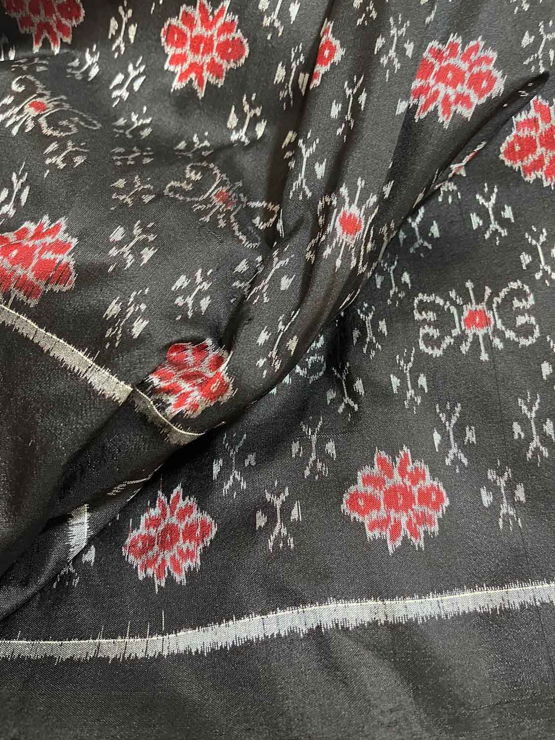 Black Sambalpuri Ikat Handloom Pure Silk Fabric ( 1 Mtr ) - Luxurion World