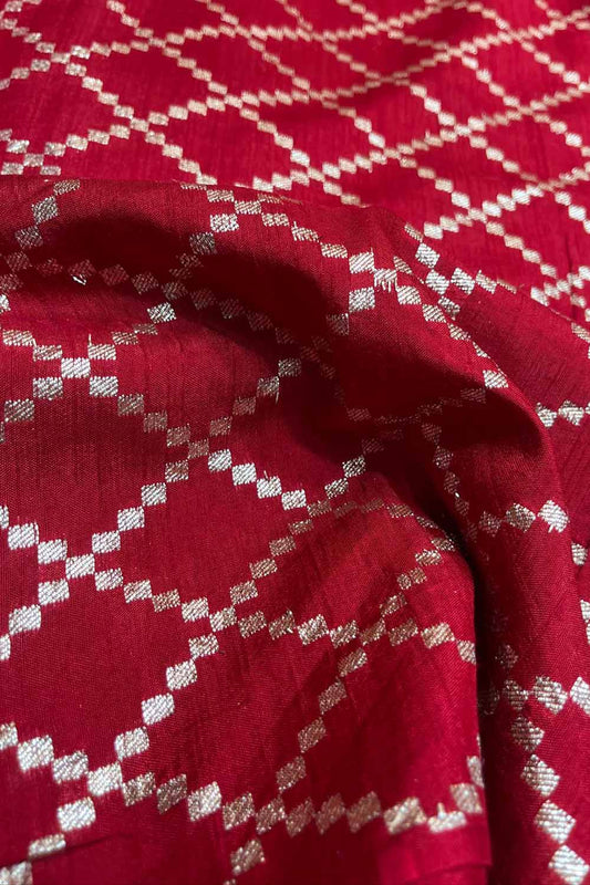Red Trendy Dola Silk Fabric ( 1 Mtr ) - Luxurion World