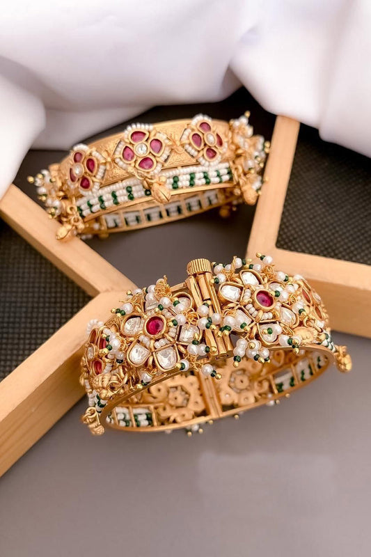 Golden Kundan Bangles - Luxurion World