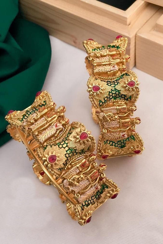 Golden Kundan Bangles - Luxurion World