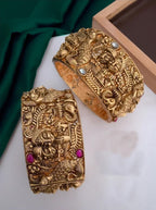 Golden Kundan Bangles - Luxurion World