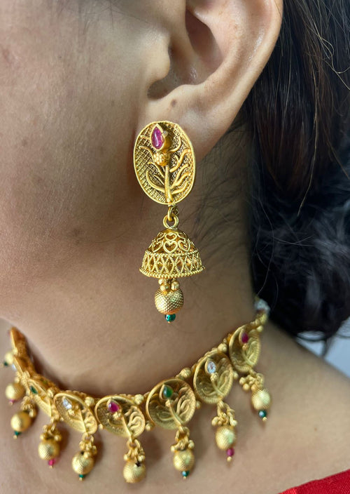 Radiant Grace: Elevate Your Style with Exclusive Necklace Set - Shop Now! - Luxurion World