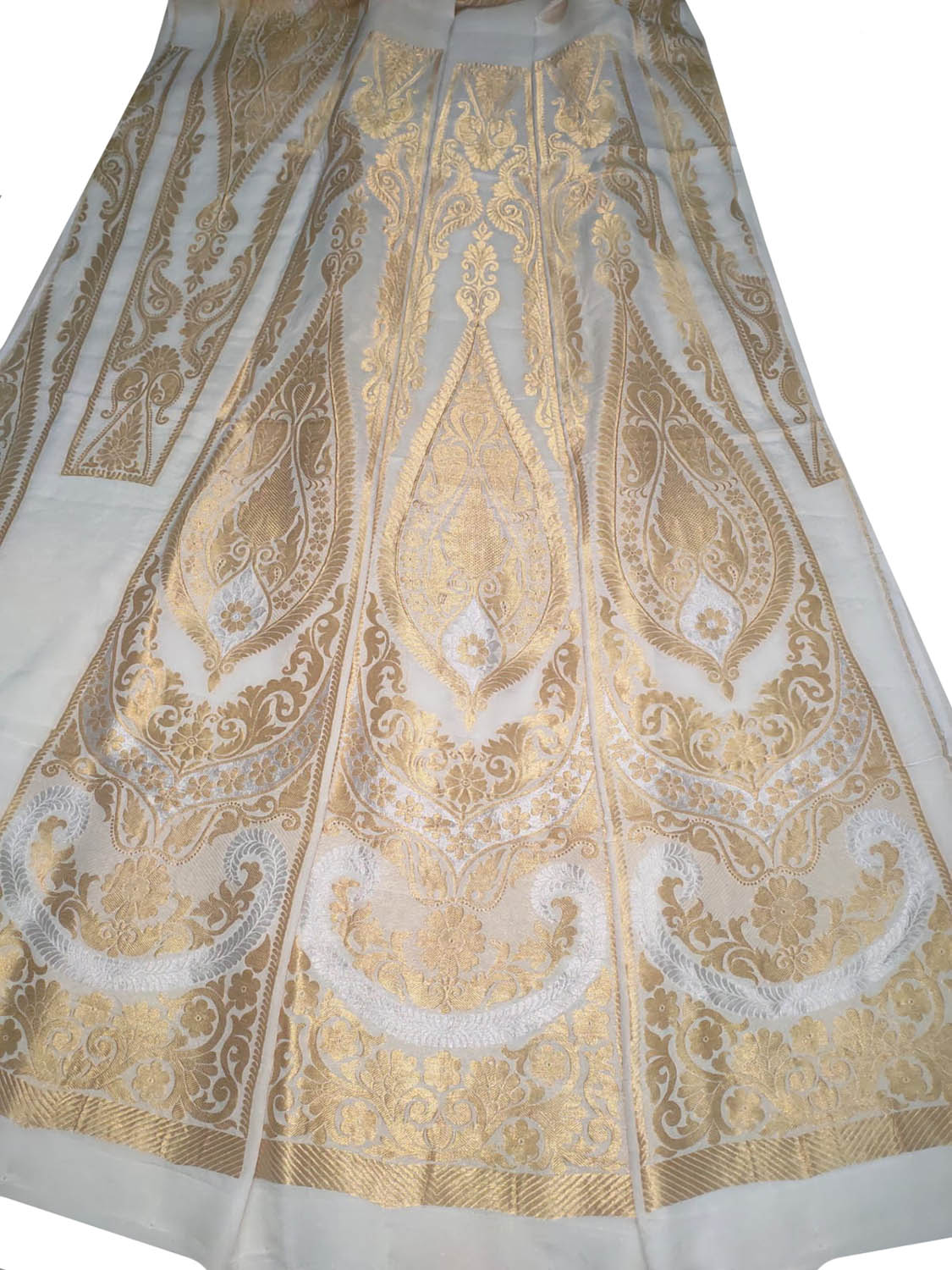 Dyeable Banarasi Handloom Pure Georgette Unstitched Lehenga Set - Luxurion World