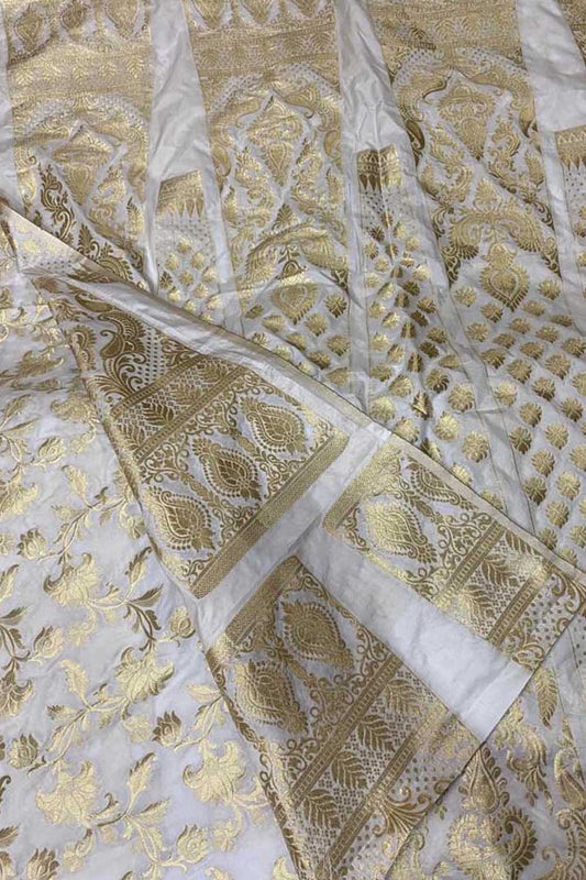 Dazzling Dyeable Banarasi Silk Lehenga: Unstitched Elegance