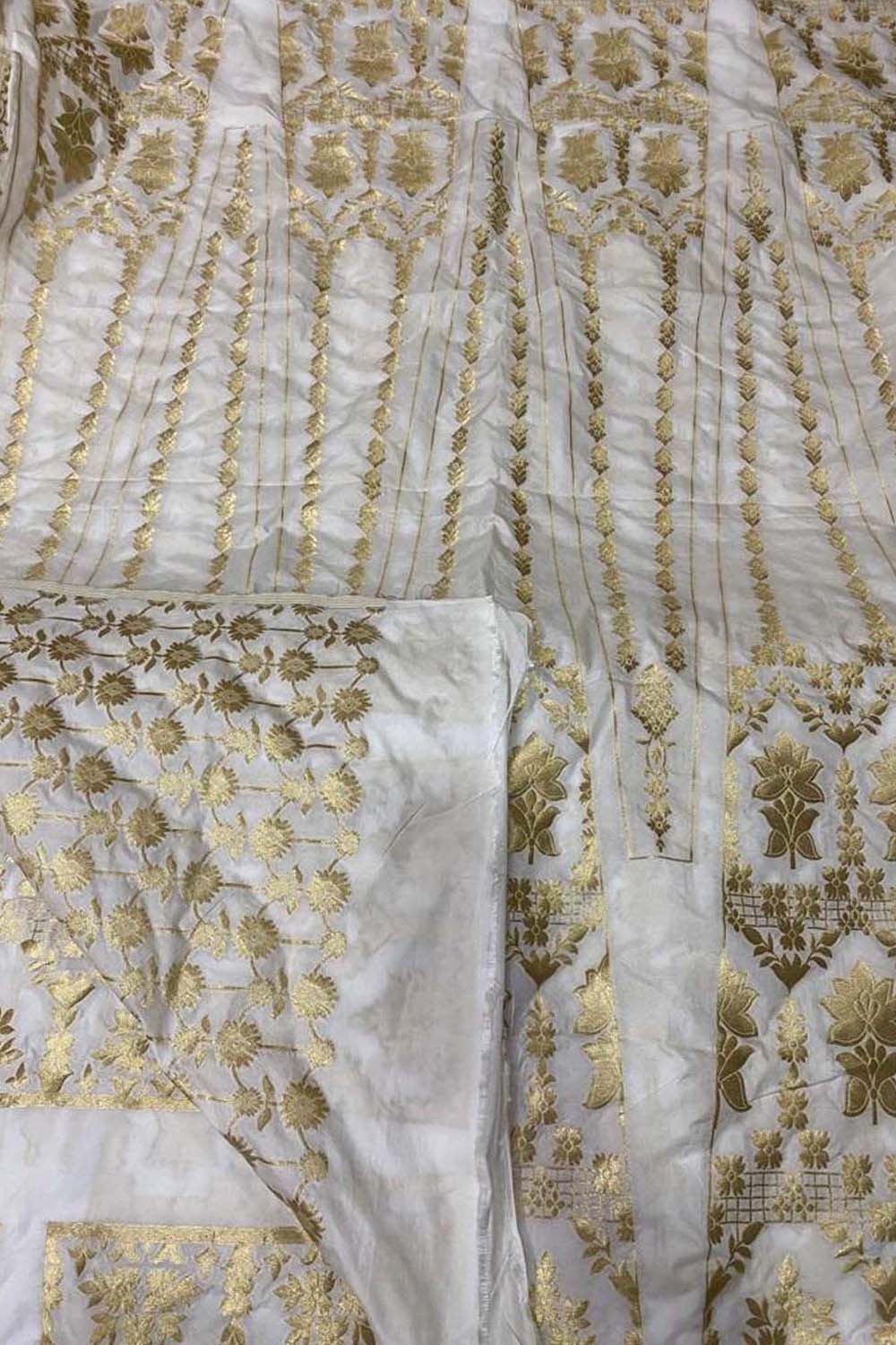 Dazzling Dyeable Banarasi Silk Lehenga: Unstitched Elegance - Luxurion World