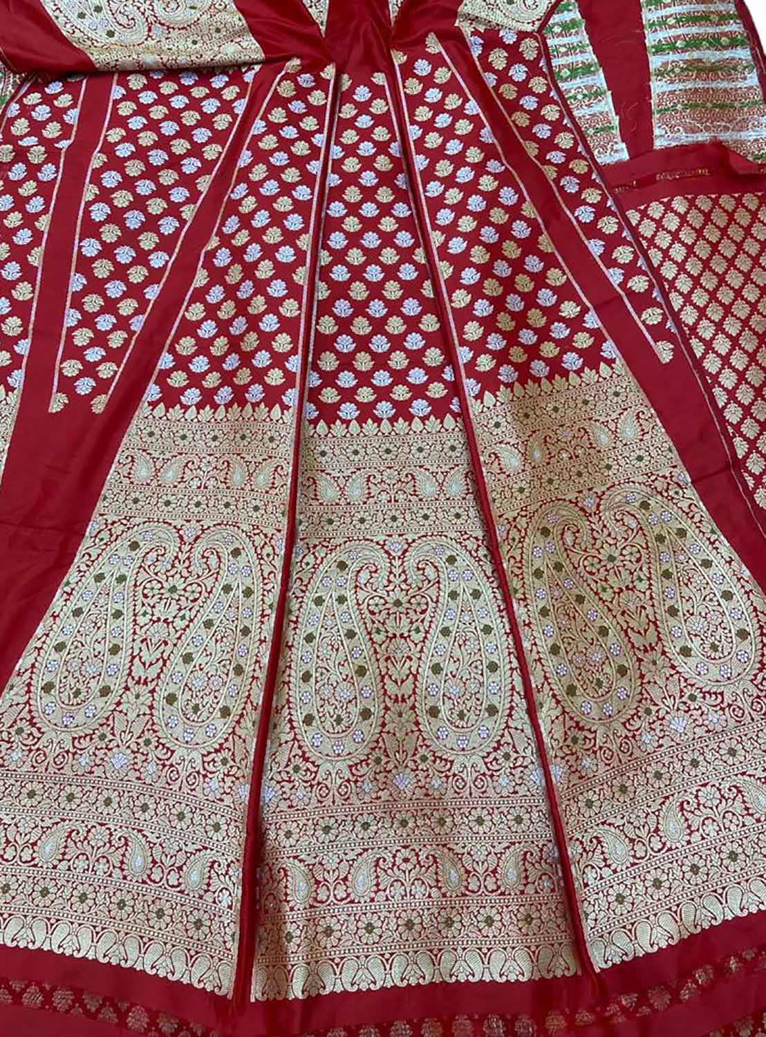 Exquisite Red Banarasi Katan Silk Lehenga Set - Unstitched - Luxurion World