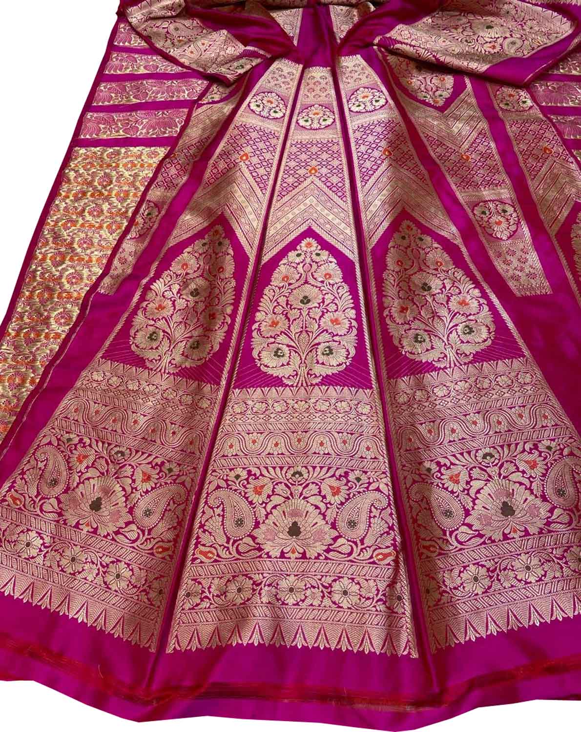 Exquisite Pink Silk Banarasi Lehenga Set - Luxurion World