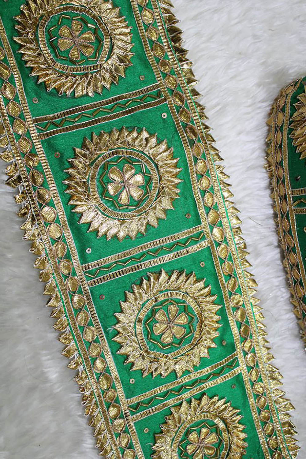 Exquisite Green Hand Gota Work Lace: Timeless Elegance - Luxurion World