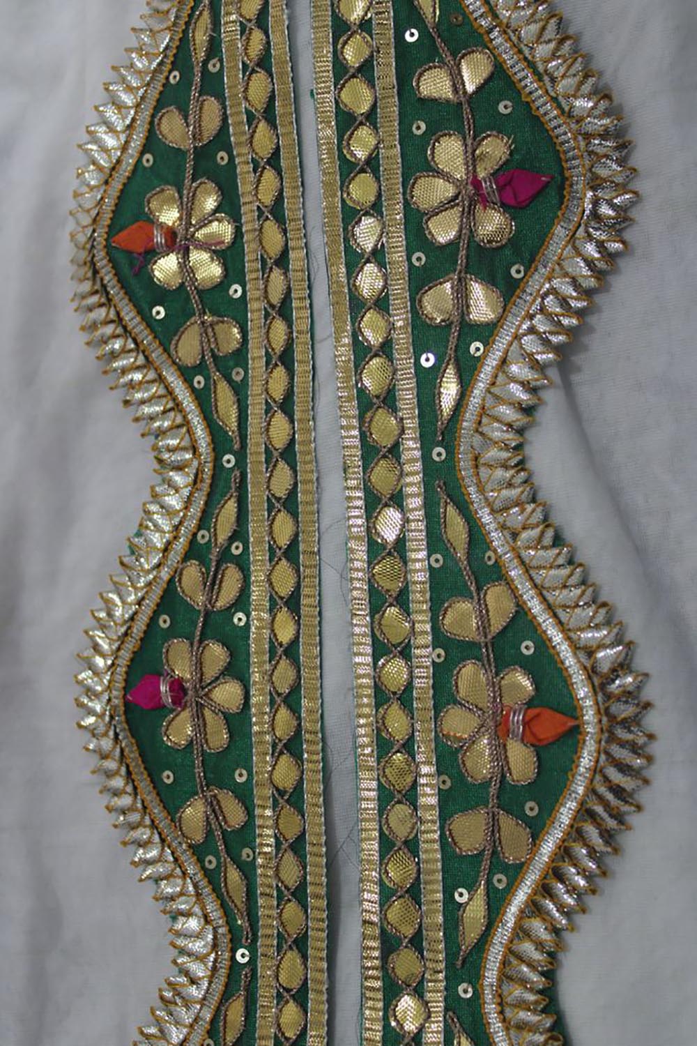 Green Gota Work Lace: Traditional Handcrafted Beauty (9m Roll) - Luxurion World