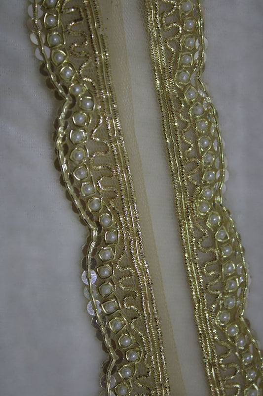 Exquisite Golden Hand Sequins Lace: A Trendy Masterpiece ( Roll OF 9 Meter ) - Luxurion World