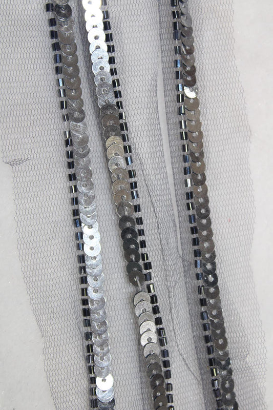 Exquisite Silver Lace: Intricate Beads And Sequins Handwork Embellishments ( Roll OF 9 Meter ) - Luxurion World