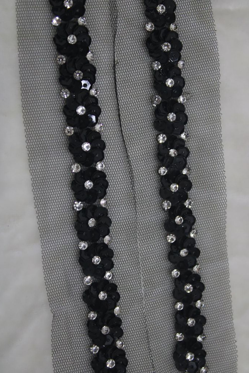 Elegant Black Lace with Exquisite Handwork Embellishments ( Roll OF 9 Meter ) - Luxurion World