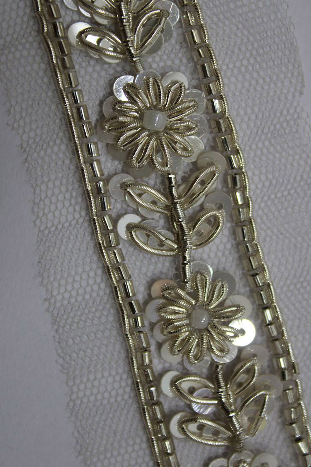 Golden Embellished Handwork Lace ( Roll OF 9 Meter ) - Luxurion World