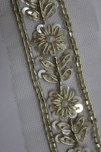 Golden Embellished Handwork Lace ( Roll OF 9 Meter ) - Luxurion World